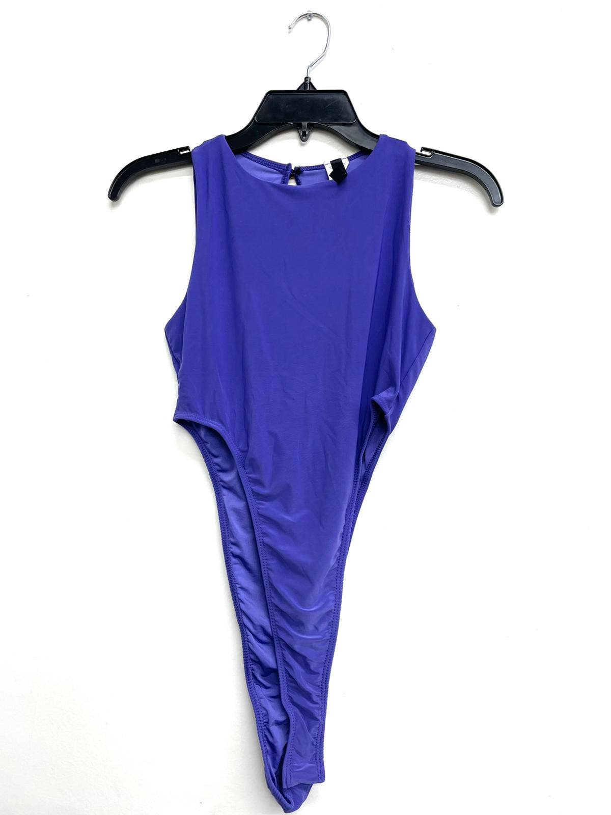 J6375 High Cut